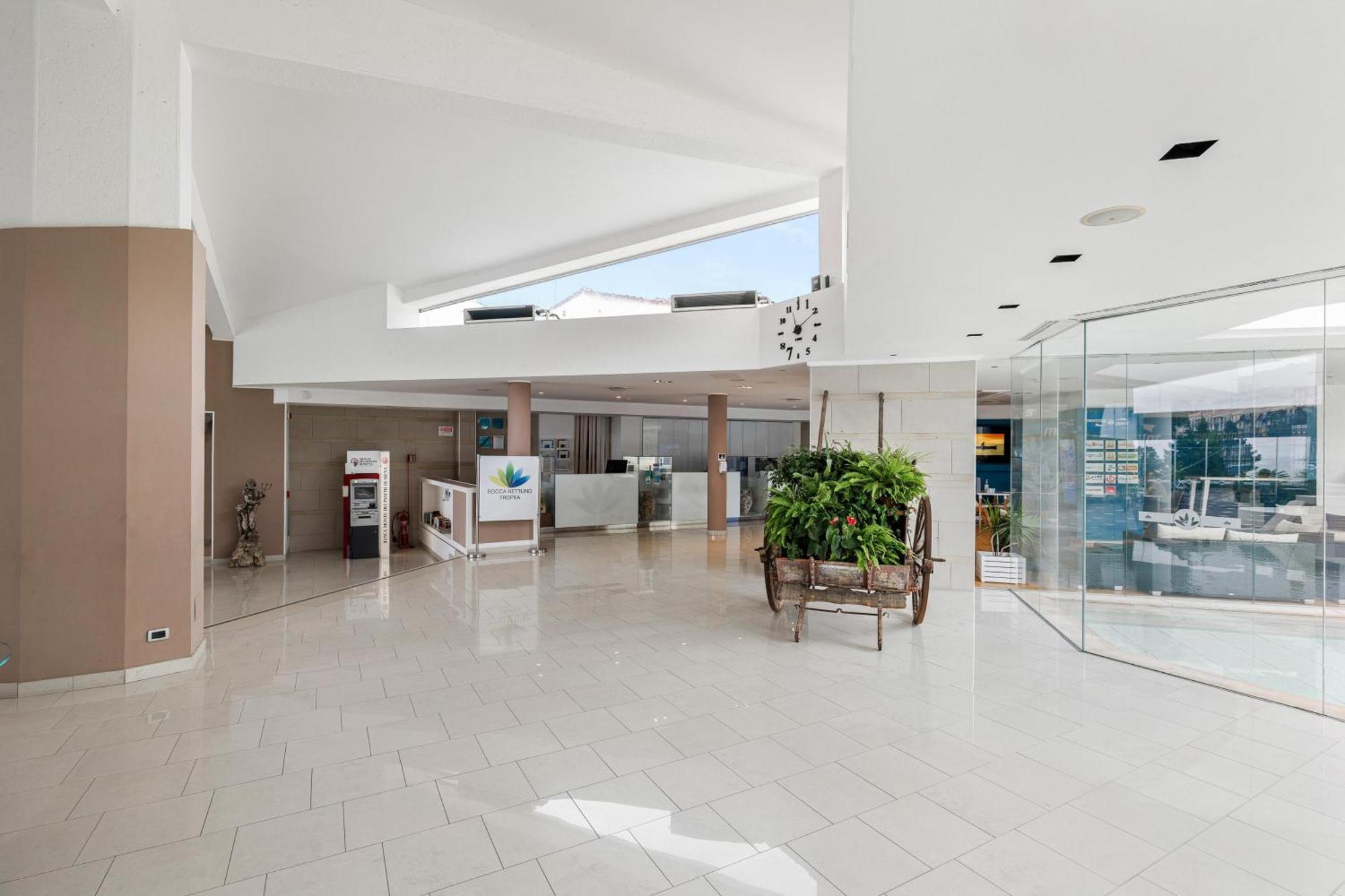 Aldiana Club Rocca Nettuno Calabria Hotel Tropea Bagian luar foto
