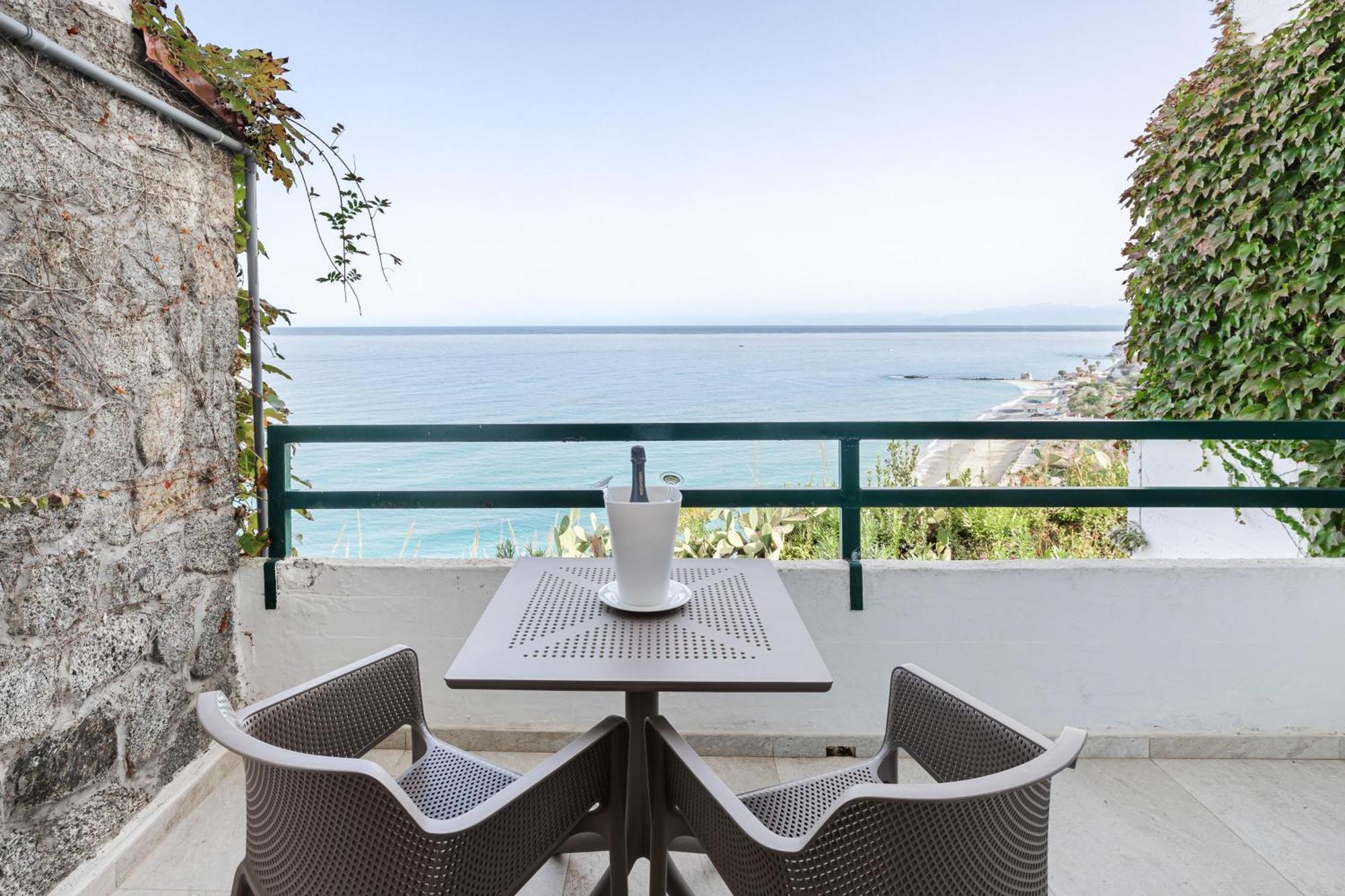 Aldiana Club Rocca Nettuno Calabria Hotel Tropea Bagian luar foto